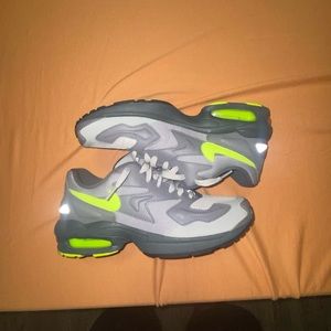Men’s NIKE AIR MAX 2 (SIZE 8)